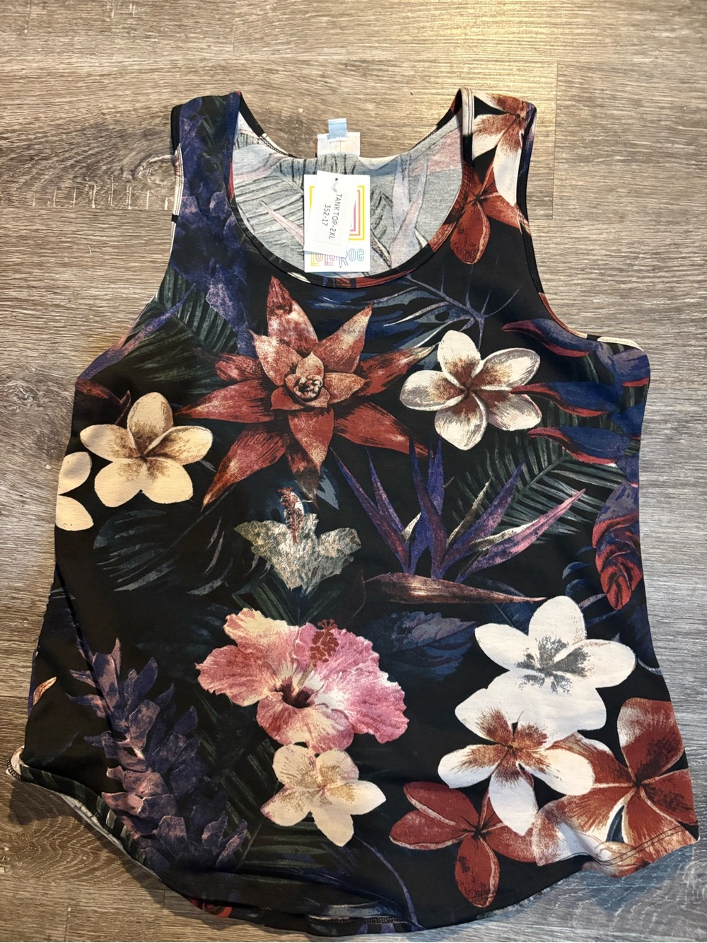 Lularoe tank top 2x new with tag flora print